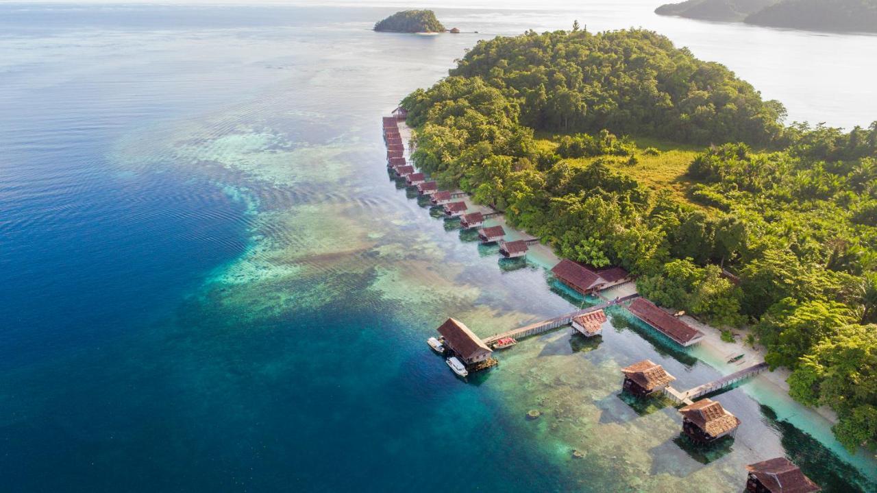 Papua Paradise Eco Resort Pulau Birie Exteriör bild
