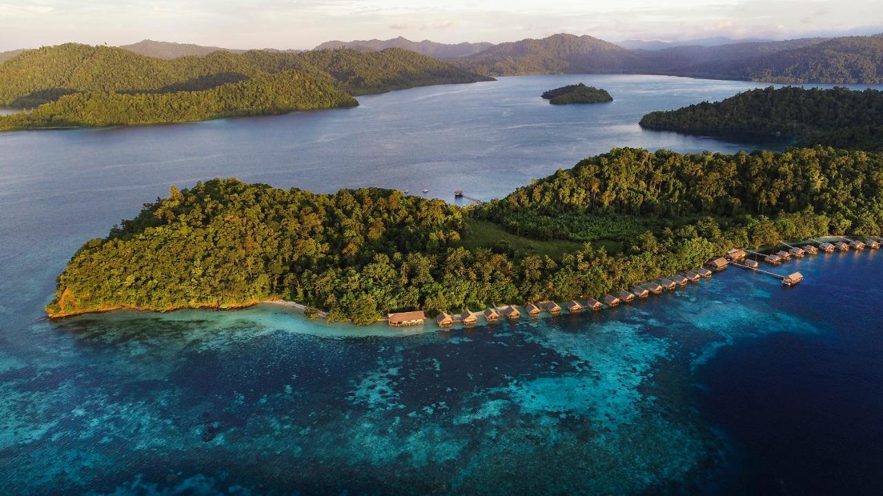 Papua Paradise Eco Resort Pulau Birie Exteriör bild