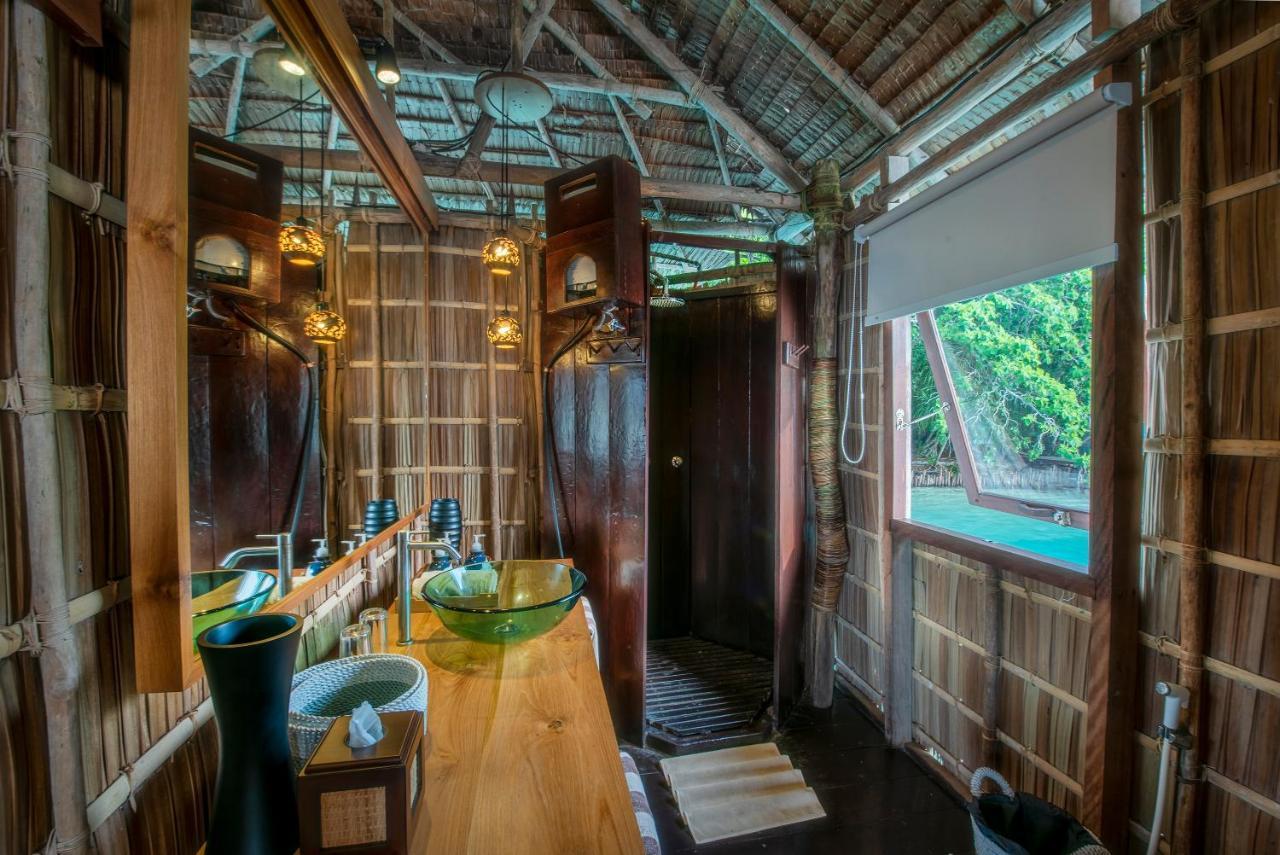 Papua Paradise Eco Resort Pulau Birie Exteriör bild